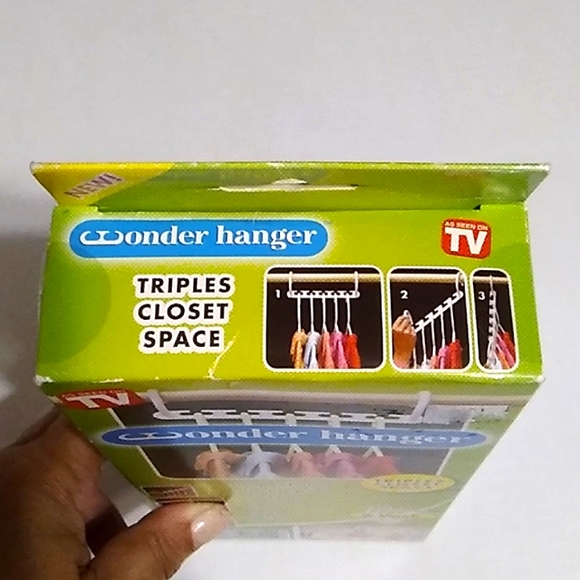 Wonder Hanger (8 Pack) - Picture 7 of 10